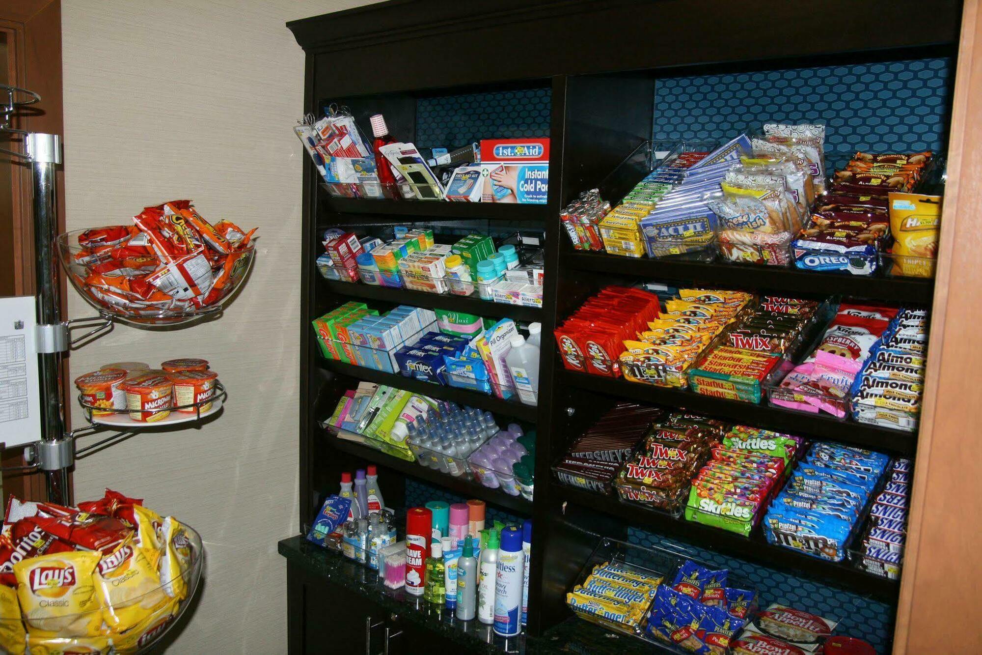 Hampton Inn & Suites Dallas I-30 Cockrell Hill, Tx Facilities photo