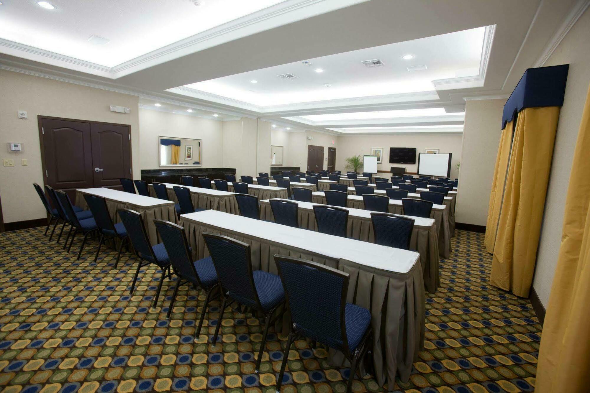 Hampton Inn & Suites Dallas I-30 Cockrell Hill, Tx Facilities photo